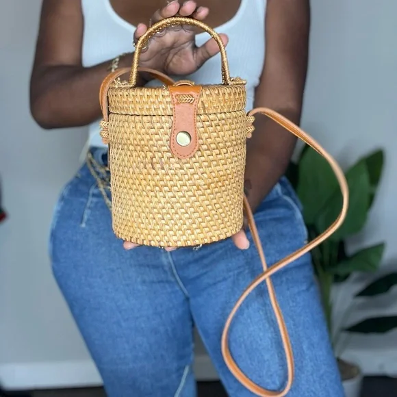 NWT 100% Rattan Hand Crafter Purse - Picture 4 of 4